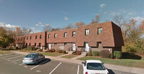 178 Beekman Dr #178, Agawam, MA 01001