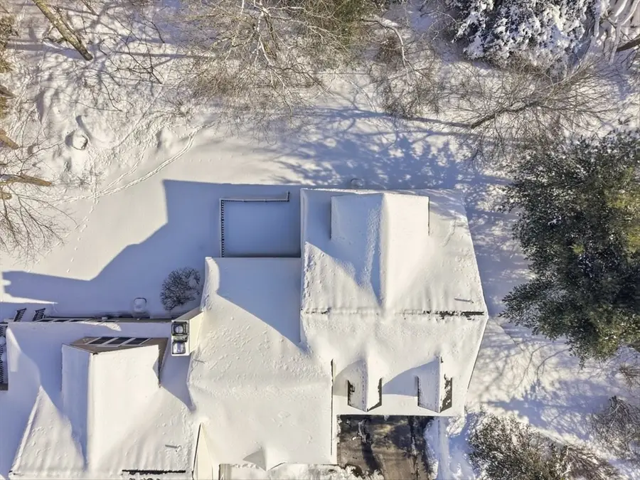 18 Winterberry Ln #18, Hanover, MA 02339 - Image #3