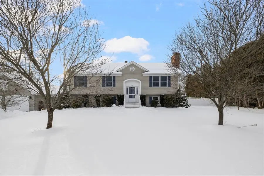 45 Obannon Pl, Swansea, MA 02777 - Image #3