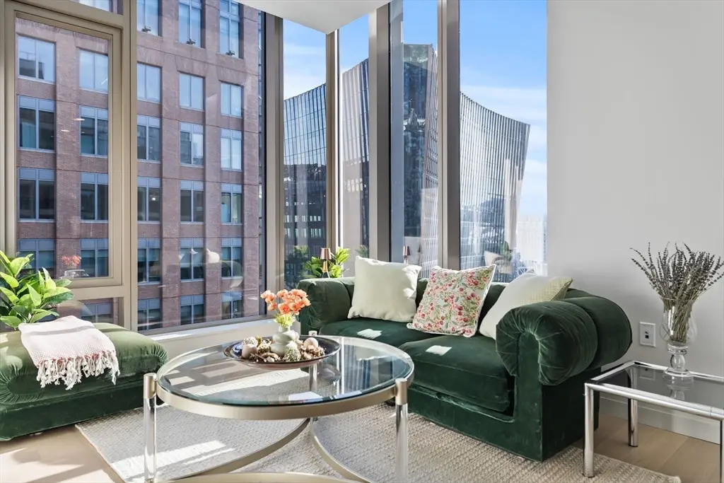 135 Seaport Blvd #1708, Boston, MA 02210 - Image #1