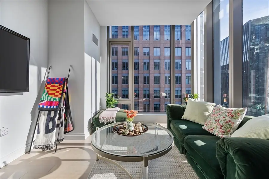 135 Seaport Blvd #1708, Boston, MA 02210 - Image #3
