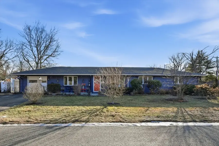 14 Ridgefield Dr, Framingham, MA 01701 - Image #3