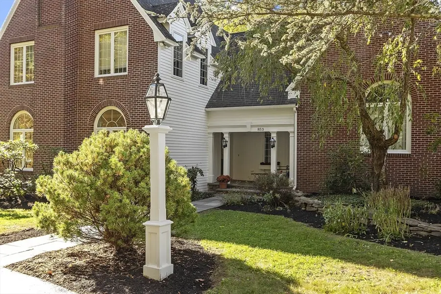 853 Strawberry Hill Rd, Concord, MA 01742 - Image #3