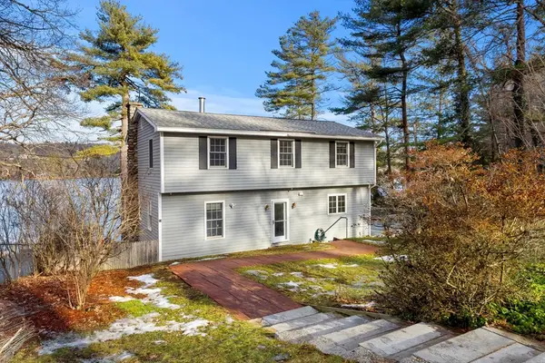 13 Long Rd, Westford, MA 01886