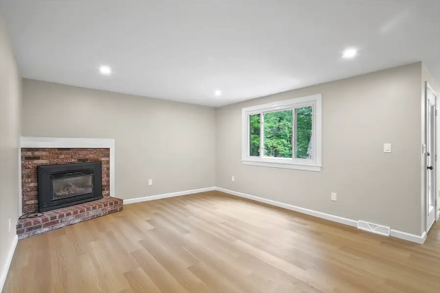 126 Mountain Gate Road #126, Ashland, MA 01721 - Image #2