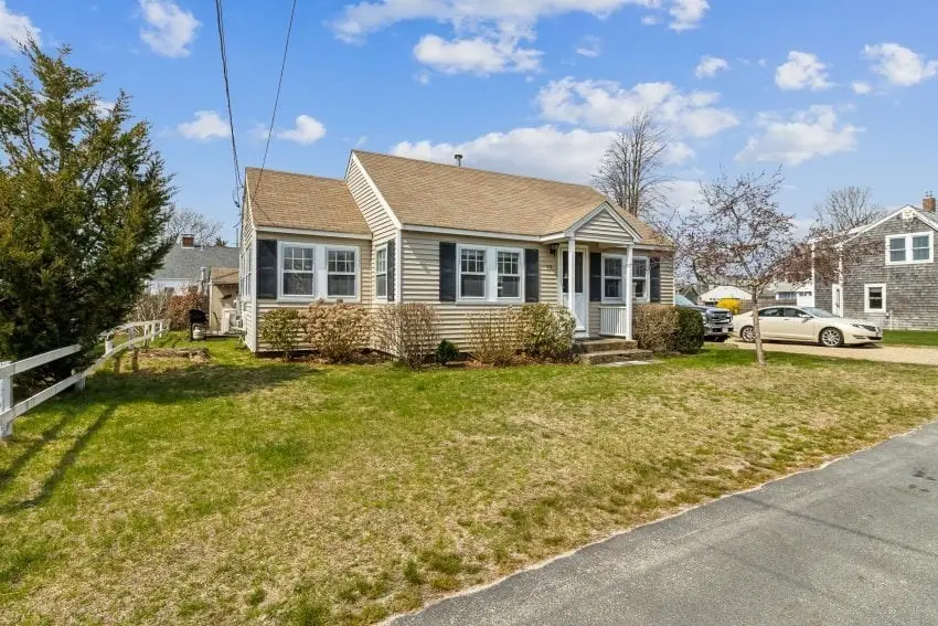 10 Surf Avenue, Wareham, MA 02571 - Image #1