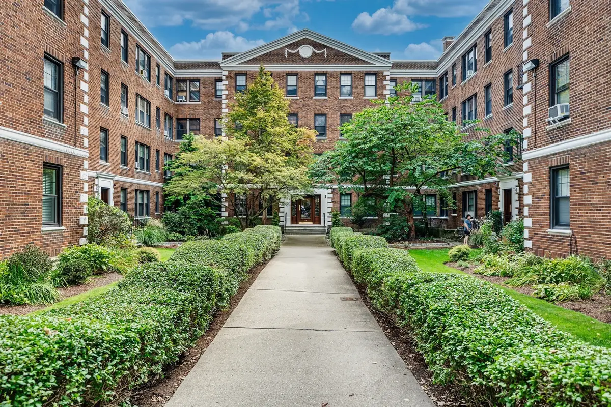 62 Queensberry St #204, Boston, MA 02215 - #1
