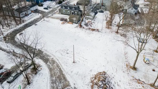 46 Auburn Pl, Athol, MA 01364