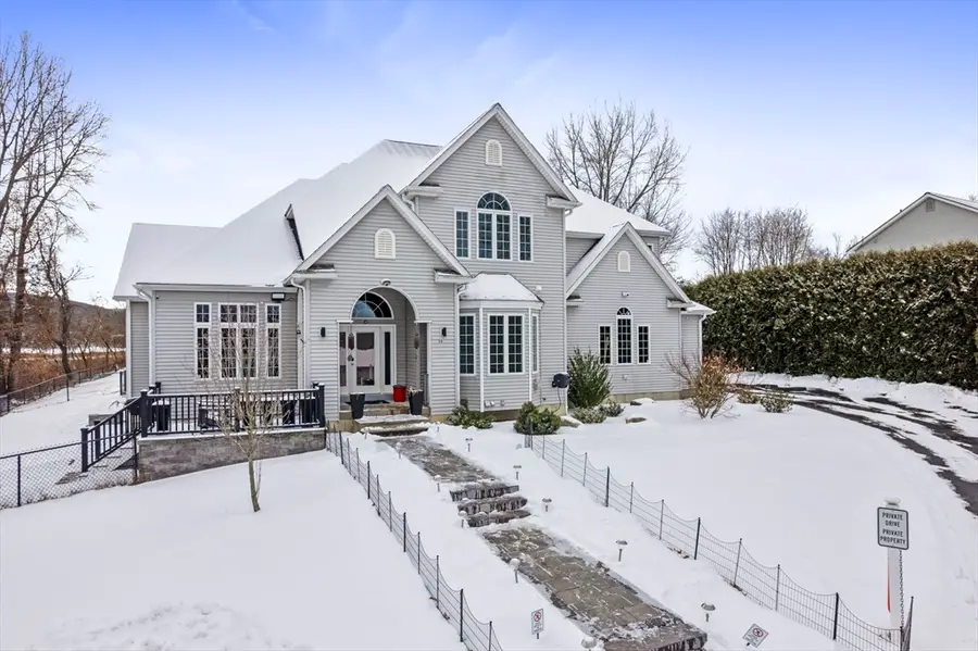 36 & 36R Holly Circle, Easthampton, MA 01027 - Image #2