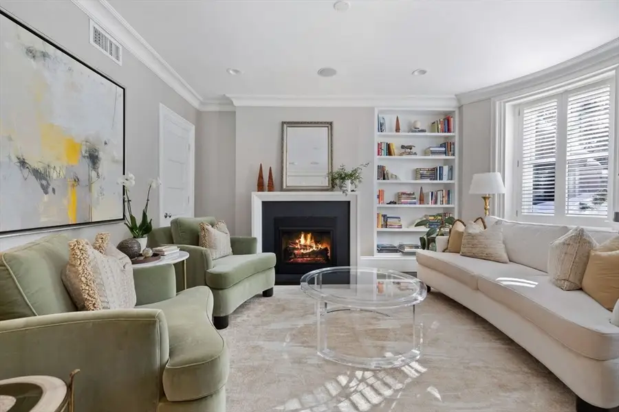 11 1/2 Union Park #1, Boston, MA 02118 - Image #3