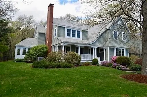 7 Windham Ln, Beverly, MA 01915