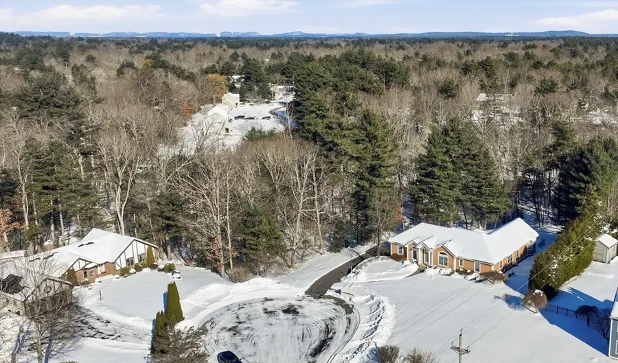 25 Winding Brook Ln., East Longmeadow, MA 01028 - Image #2