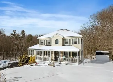 717 Wachusett St, Leominster, MA 01453