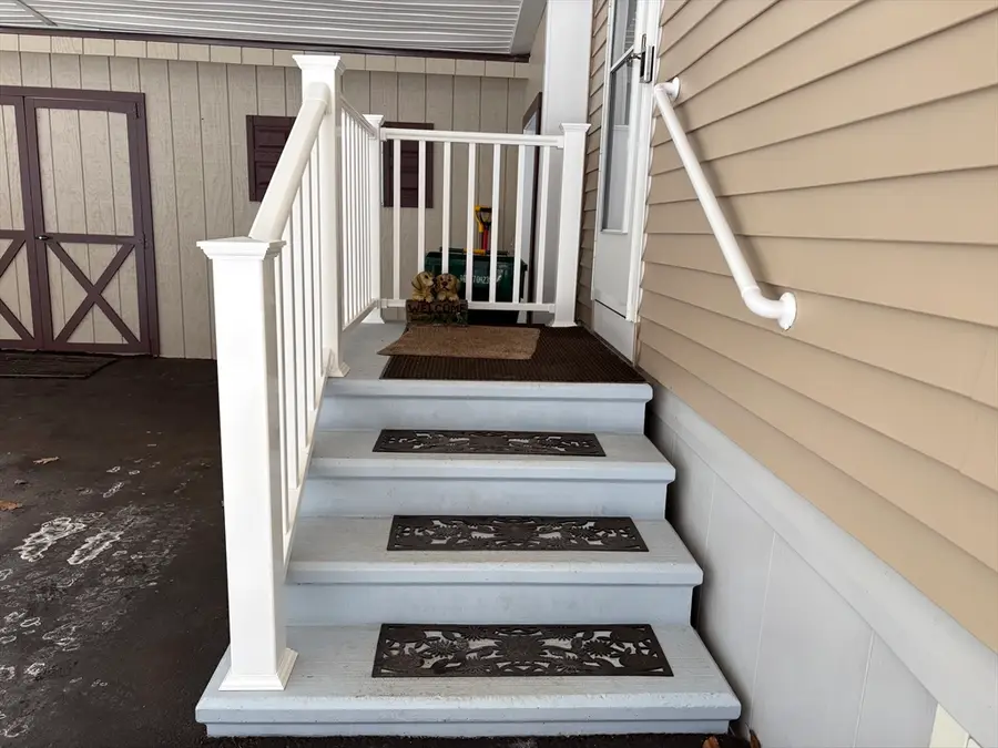 22 Bayberry Drive, Gardner, MA 01440 - Image #3