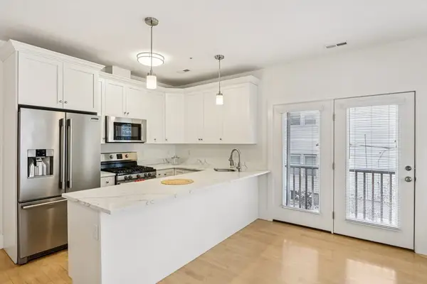 42 Blossom St. #Unit 1, Chelsea, MA 02150