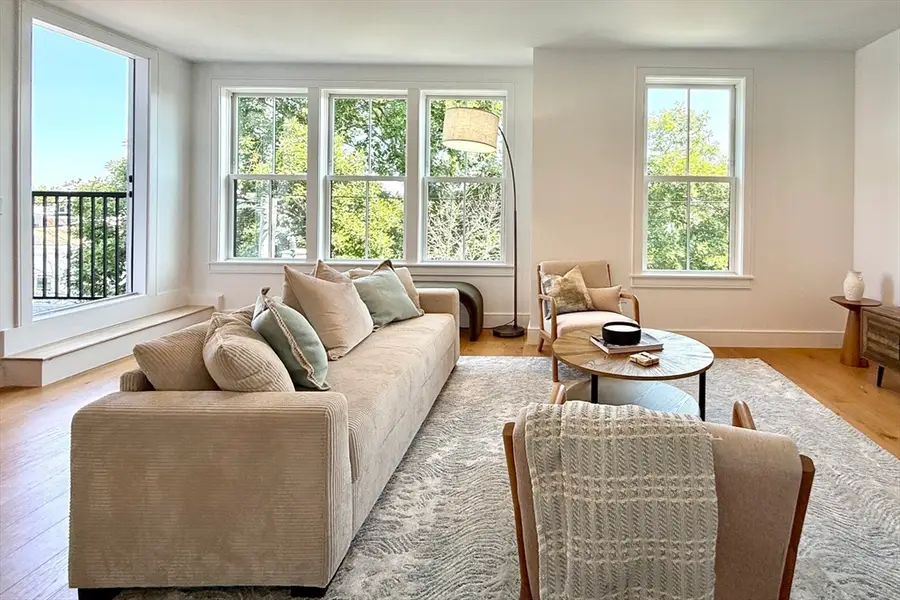 165 Everett St #7, Boston, MA 02128 - #3