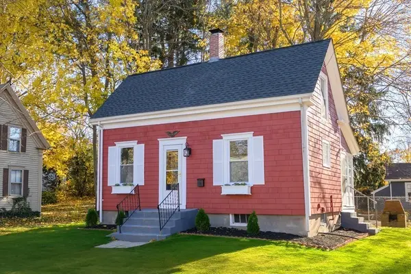 9 Bank Street, Abington, MA 02351