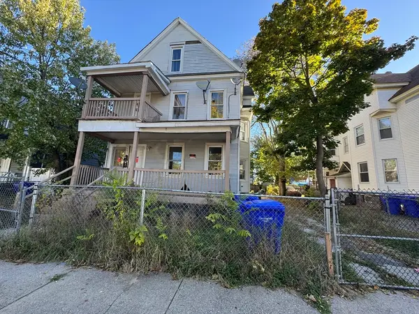 131 College St, Springfield, MA 01109