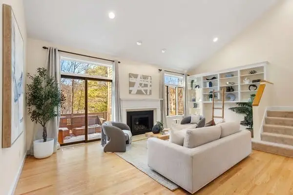 7 Wainwright Road #15, Winchester, MA 01890