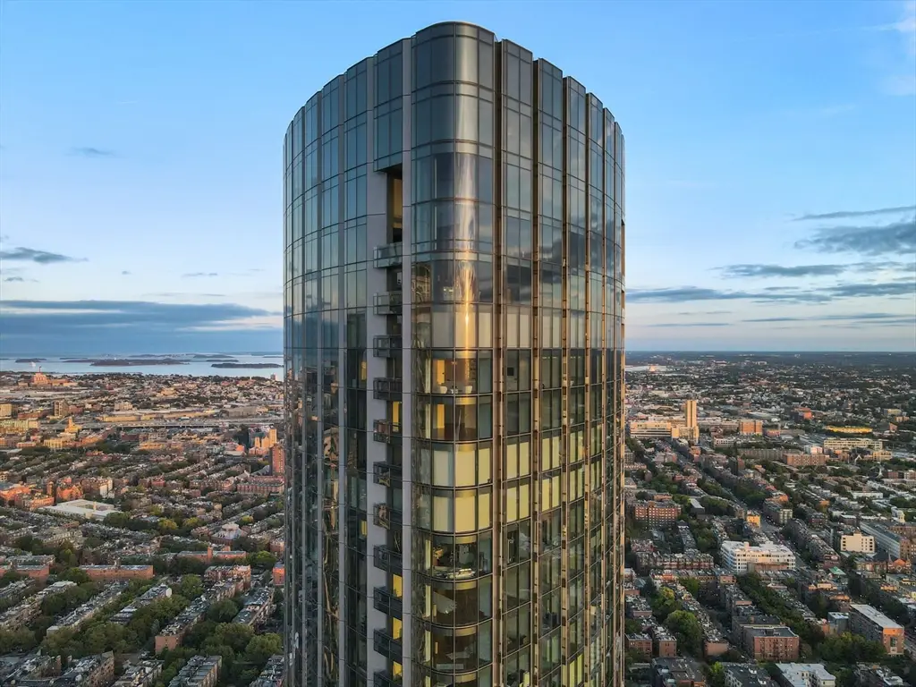 1 Dalton St #5802, Boston, MA 02199 - Image #1