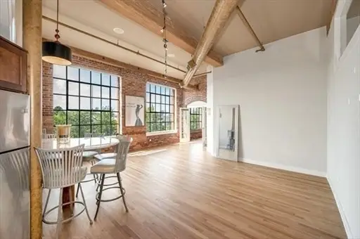 491 Dutton St #409, Lowell, MA 01854 - Image #2