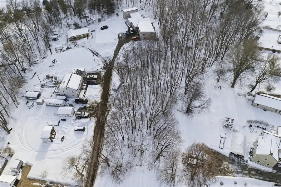 23 Coyne St, Clinton, MA 01510 - #3