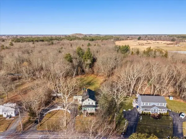 208 South Main St, Raynham, MA 02767