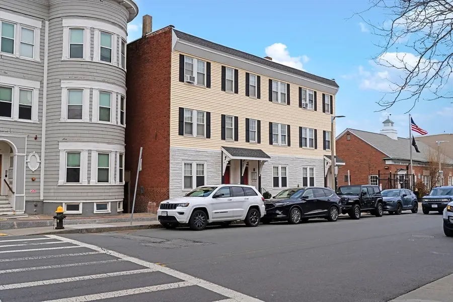 428-432 E 3rd Street, Boston, MA 02127 - Image #2