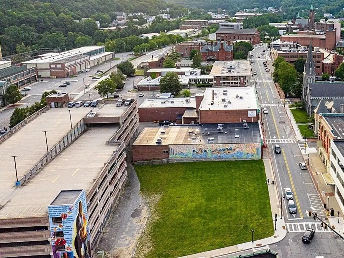 520 Main St., Fitchburg, MA 01420 - #1
