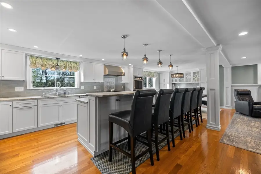 10 Hawthorne Rd, Winchester, MA 01890 - Image #3