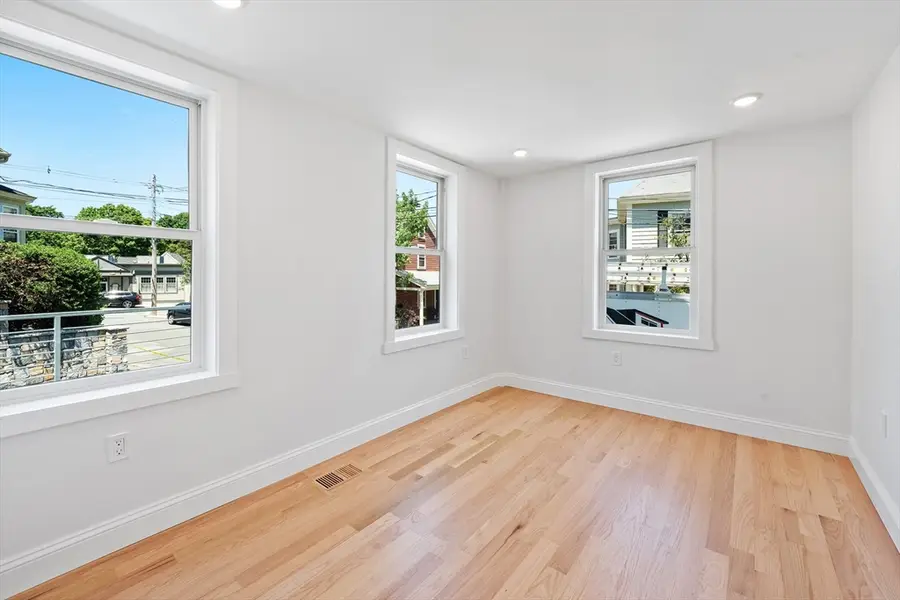 290 Washington #A, Marblehead, MA 01945 - Image #2