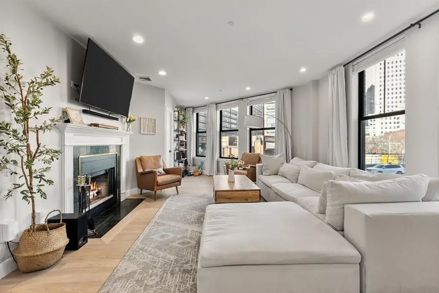 75 Clarendon St #201, Boston, MA 02116 - Image #3