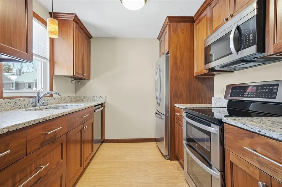 193 Bayberry Hill Ln #193, Leominster, MA 01453 - Image #2