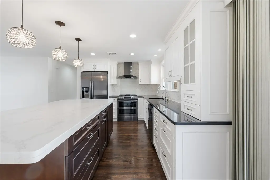 20 Mulhall Dr, Ashland, MA 01721 - #1