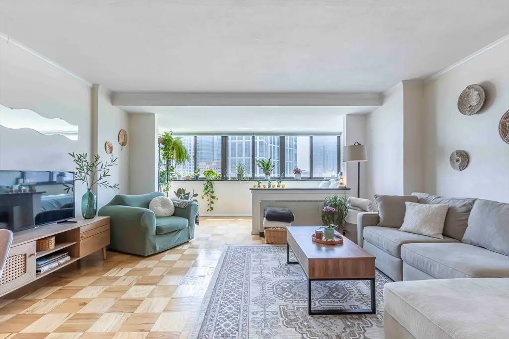 6 Whittier Place #14G, Boston, MA 02114 - Image #1