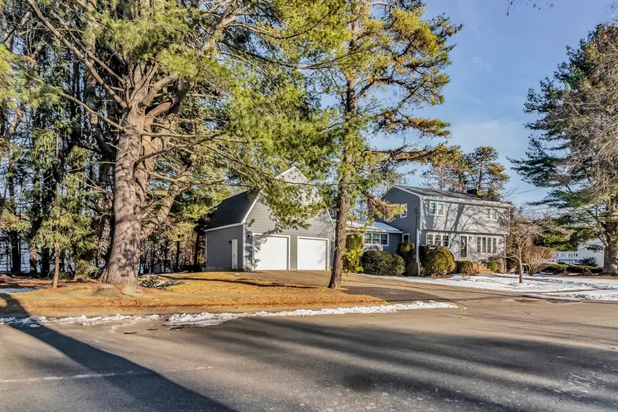 13 Morningside Dr, Beverly, MA 01915 - Image #2