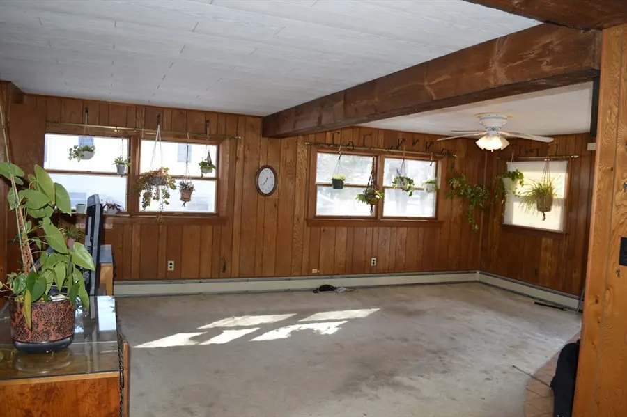 51 Woodland Dr, Framingham, MA 01701 - Image #3