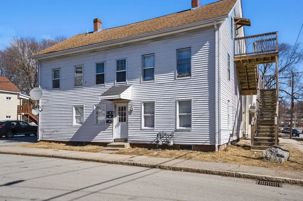 19 Myrtle Ave, Webster, MA 01570 - Image #1