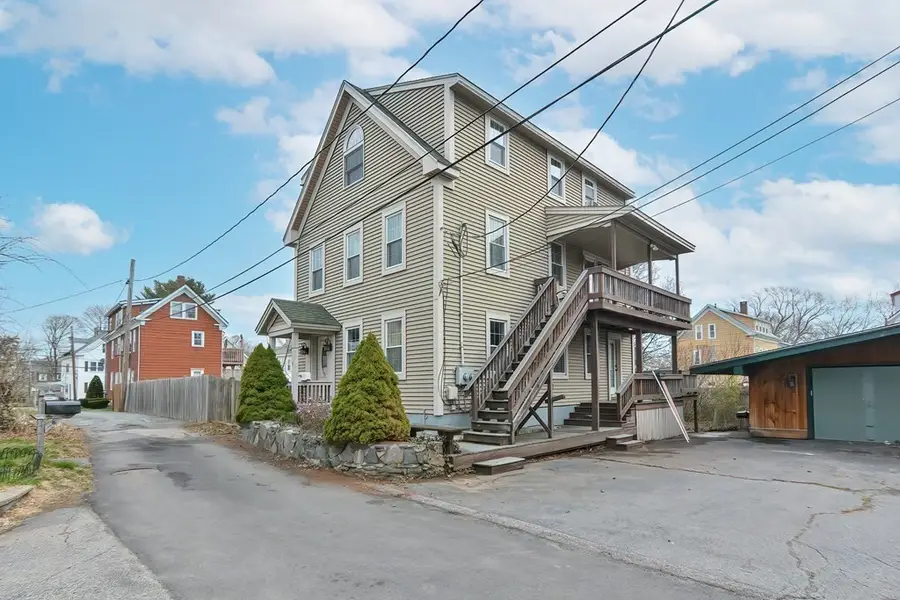 8 Woodwards Ln, Taunton, MA 02780 - Image #2