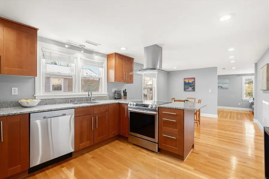 111 Fayette St #111, Watertown, MA 02472 - Image #2