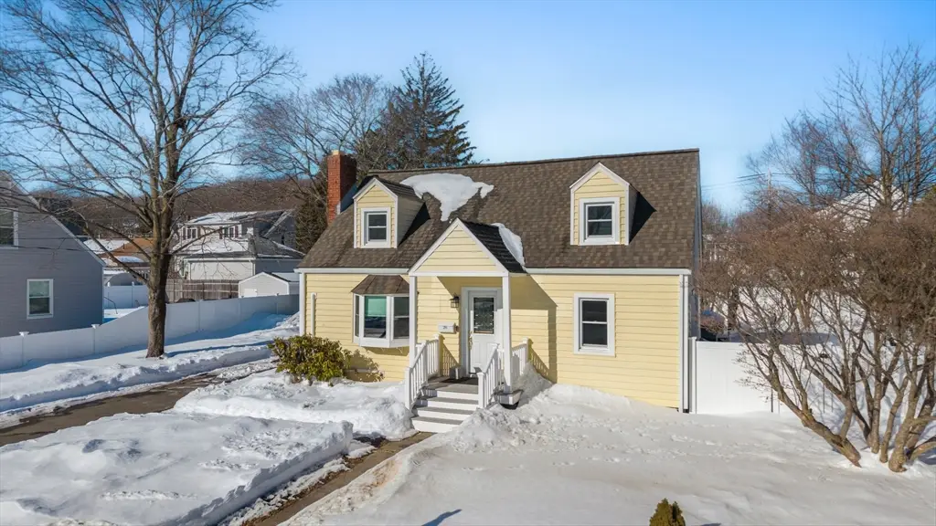 26 Bartholomew Ter, Peabody, MA 01960 - #1