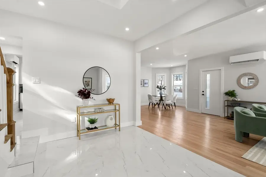 20 Townsend Street, Waltham, MA 02453 - #3