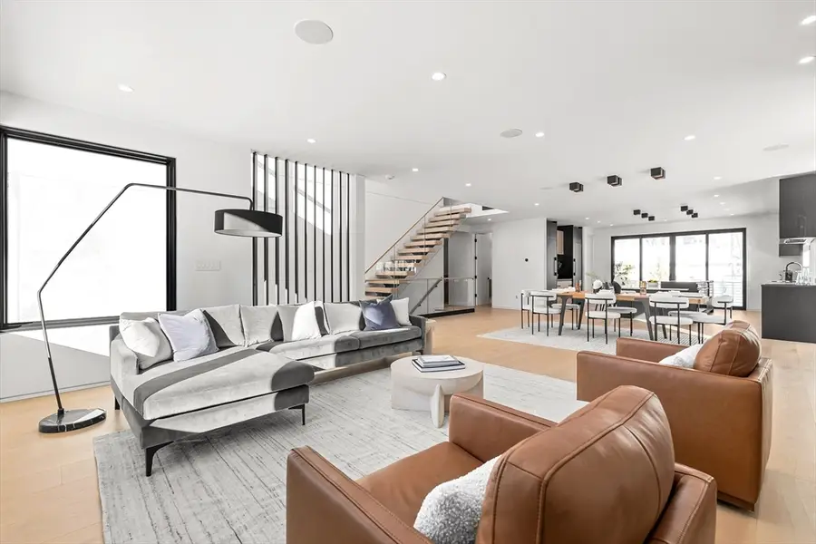 95 Deerfield Rd, Needham, MA 02492 - #3