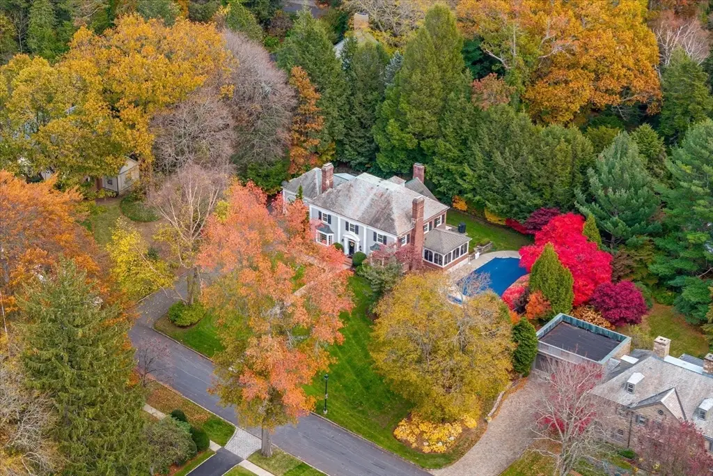 6 Paul Revere Rd, Worcester, MA 01609 - Image #1