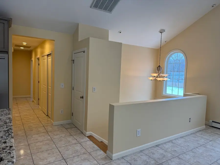 1015 Forbes St, New Bedford, MA 02745 - #3