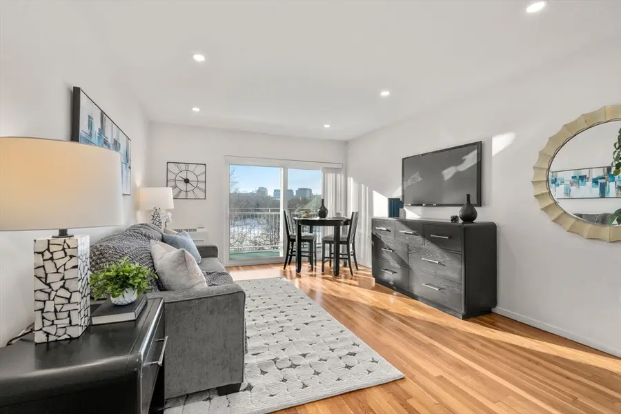 231 Coolidge Ave #405, Watertown, MA 02472 - Image #3