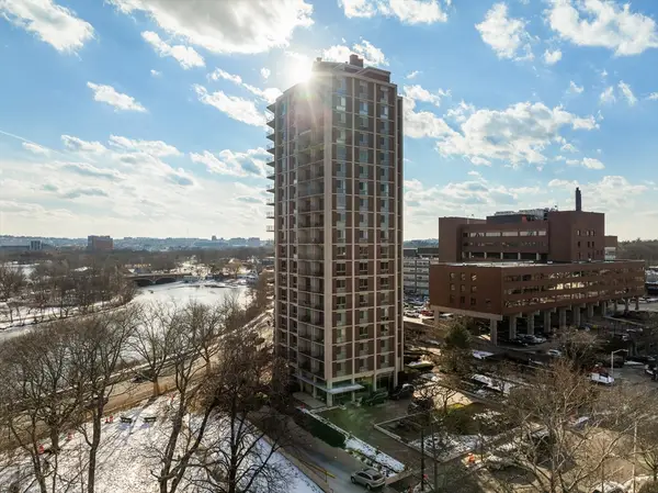 1010 Memorial Drive #6F, Cambridge, MA 02138