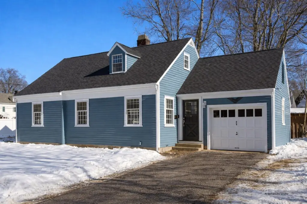 223 Mendon St, Uxbridge, MA 01569 - #1