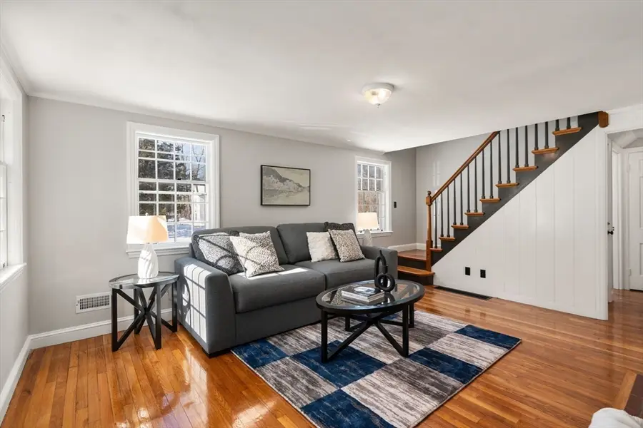 223 Mendon St, Uxbridge, MA 01569 - #3