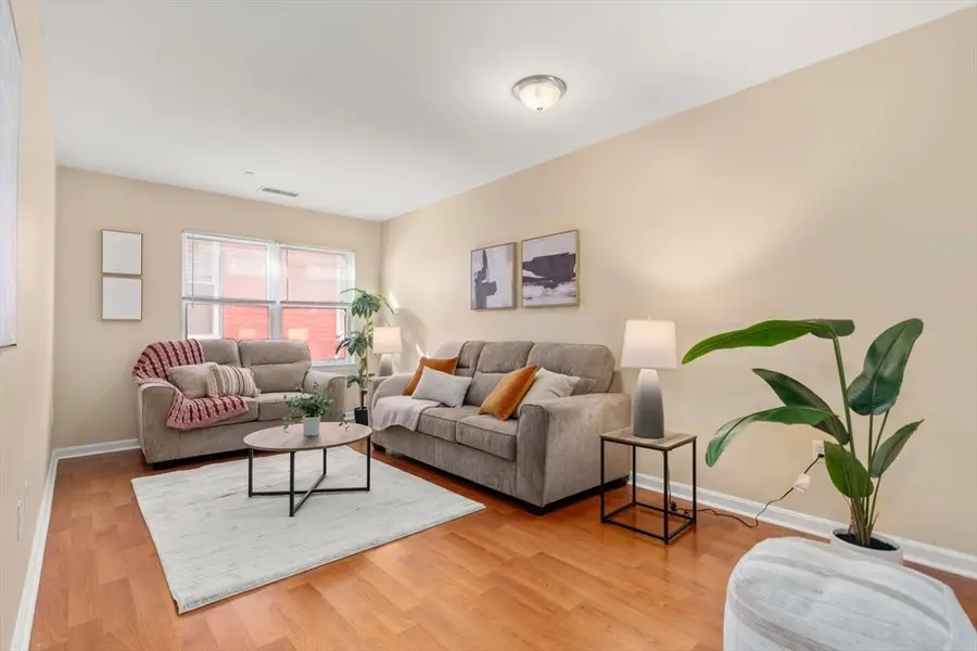 327 Centre St #308, Boston, MA 02130 - Image #2